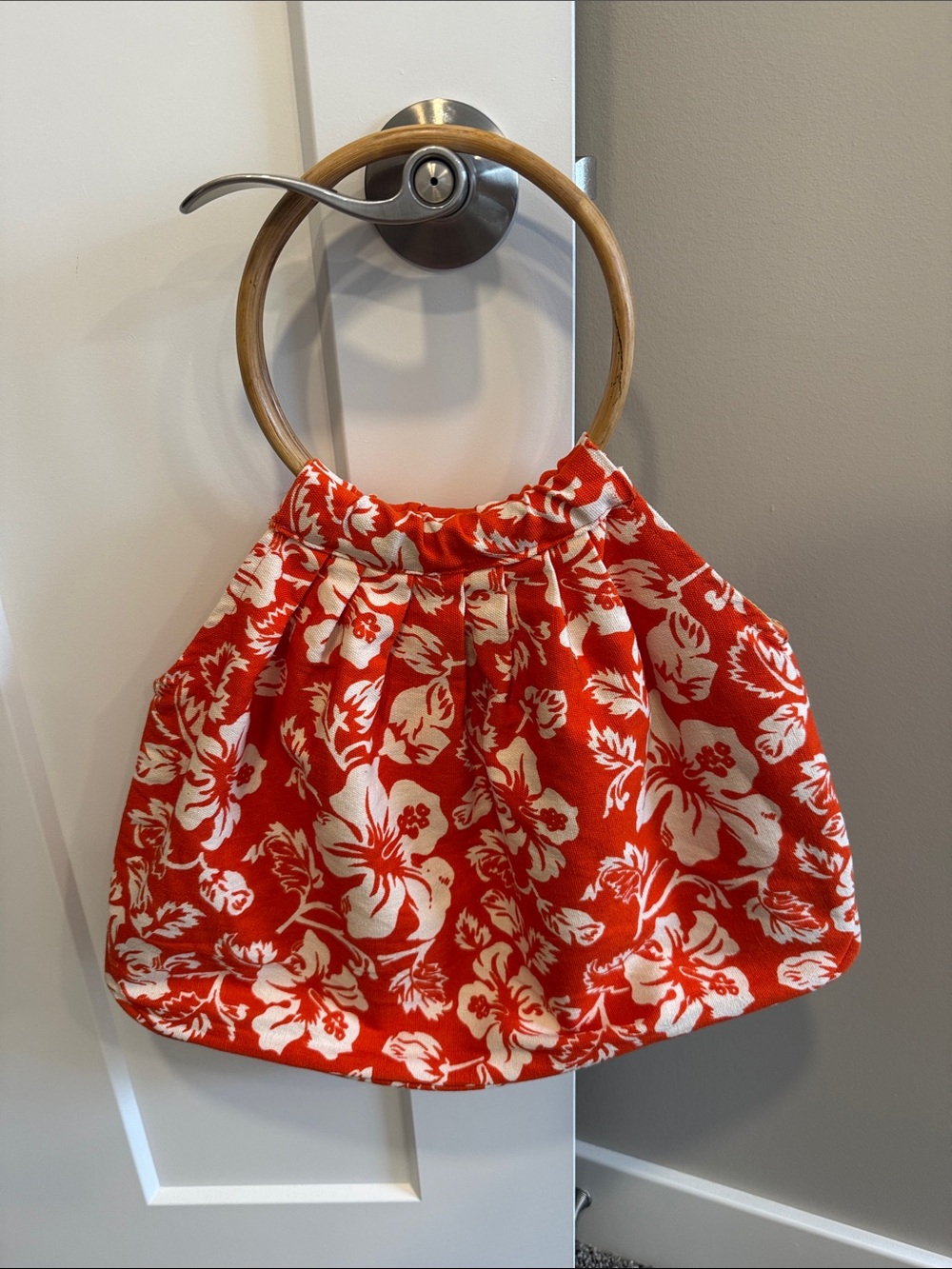 Vintage Red  Hawaiian Floral Bamboo Handle Handbag Retro Summer Beach Purse